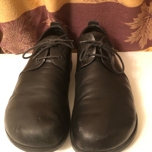 Birkenstock Other - Birkenstock/FootPrints Men’s Leather shoe